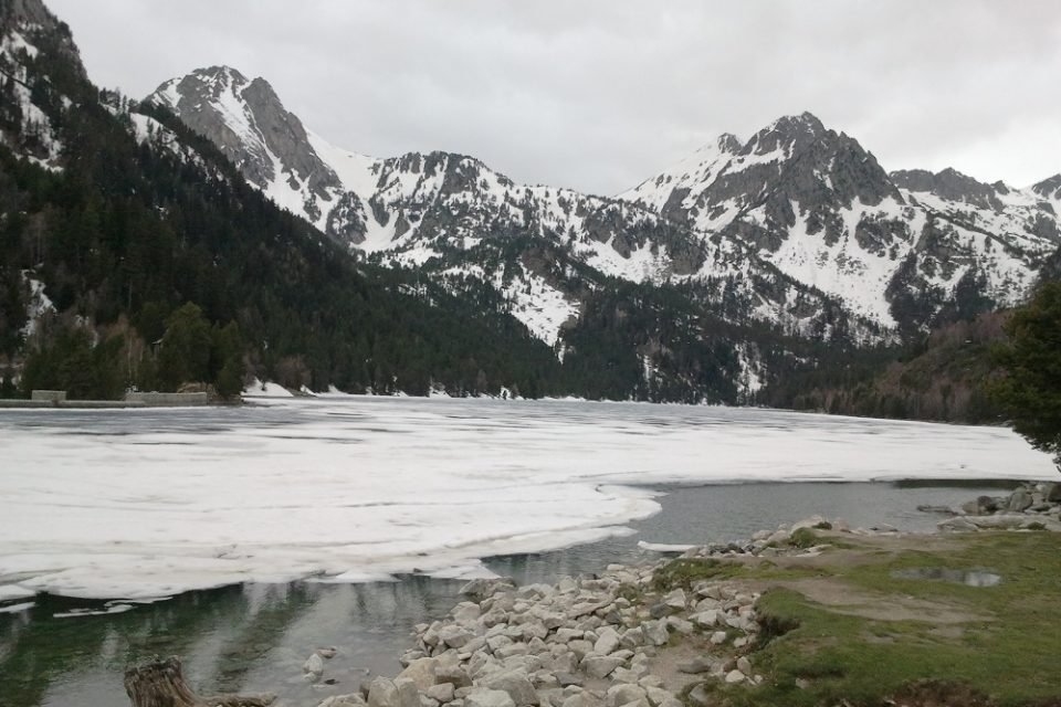 Lago san mauricio congelado
